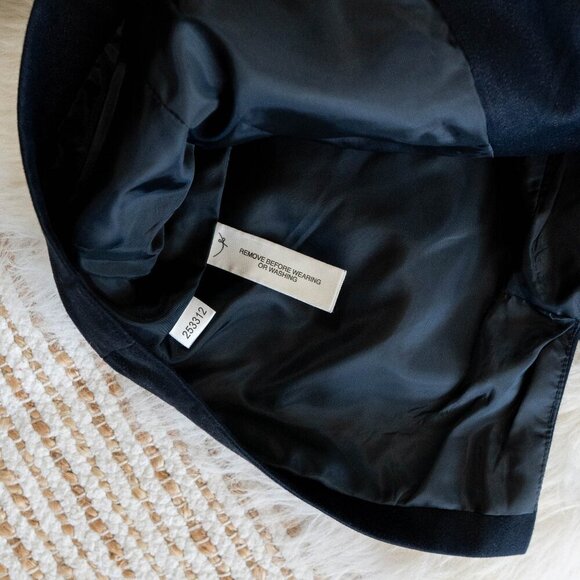 Ann Taylor Blazer Sz 4 Navy Blue Long Sleeve Pockets Double Button Dark Academia - Picture 7 of 7